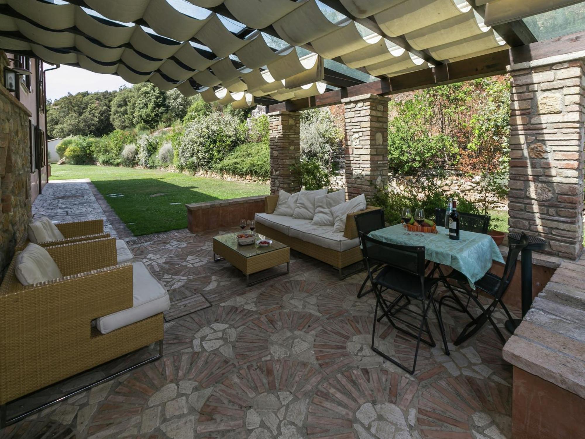 Elegant Apartment Only 1 Hour From Rome Narni Exterior photo