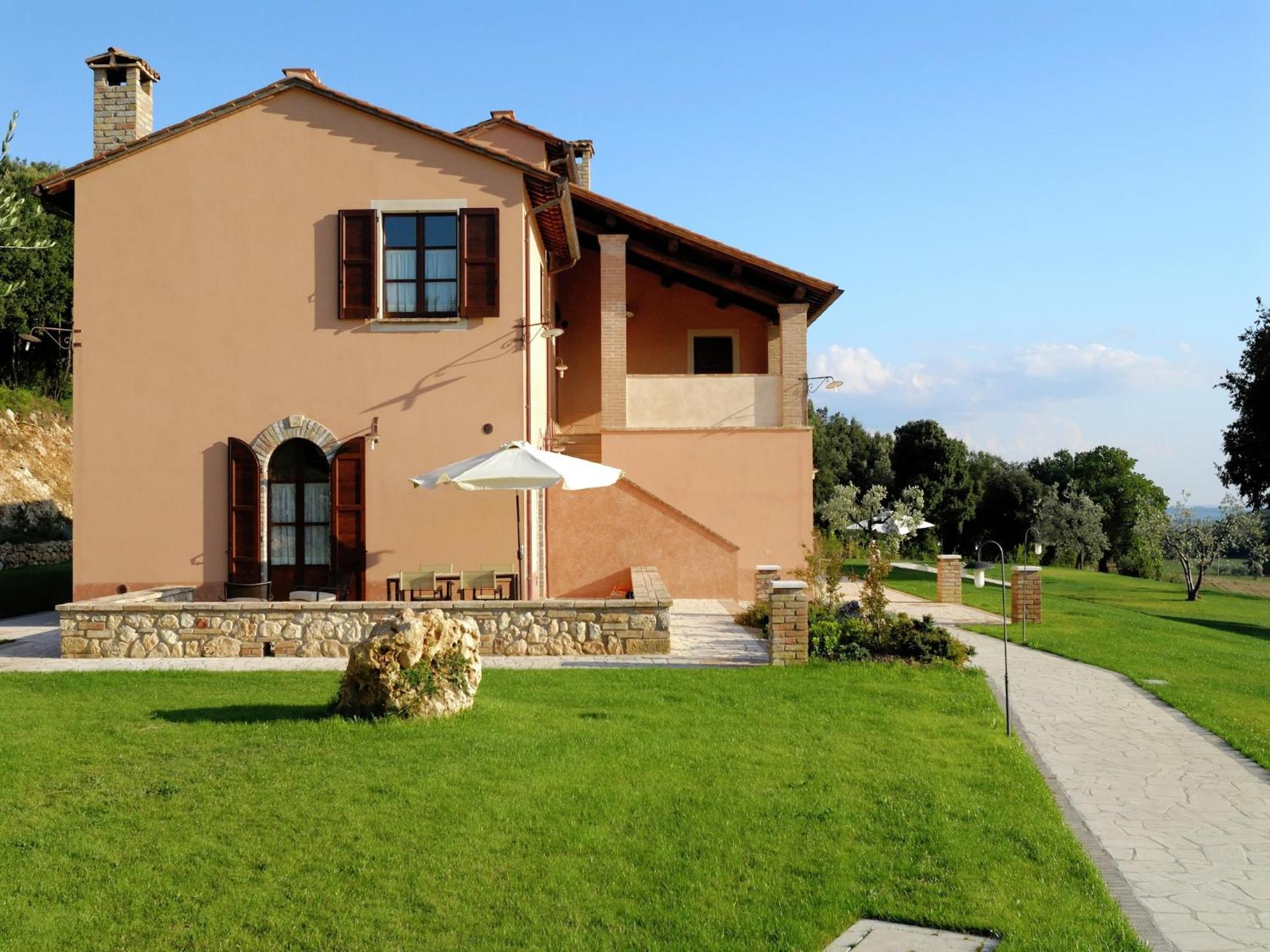 Elegant Apartment Only 1 Hour From Rome Narni Exterior photo