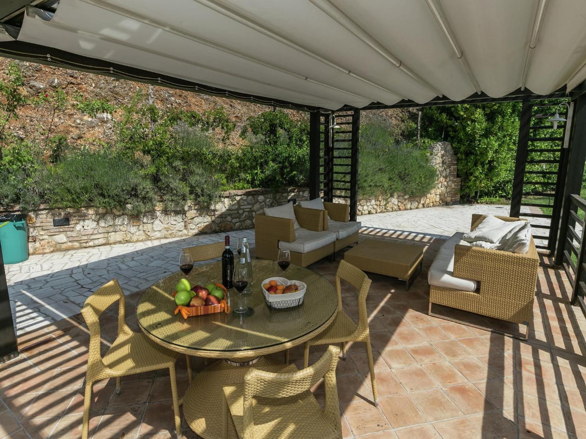 Elegant Apartment Only 1 Hour From Rome Narni Exterior photo